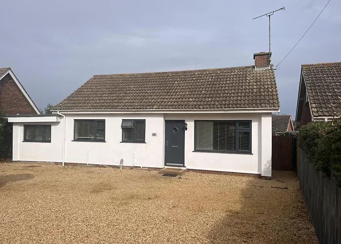 Beautiful Large Bungalow In Heacham Pet Friendly