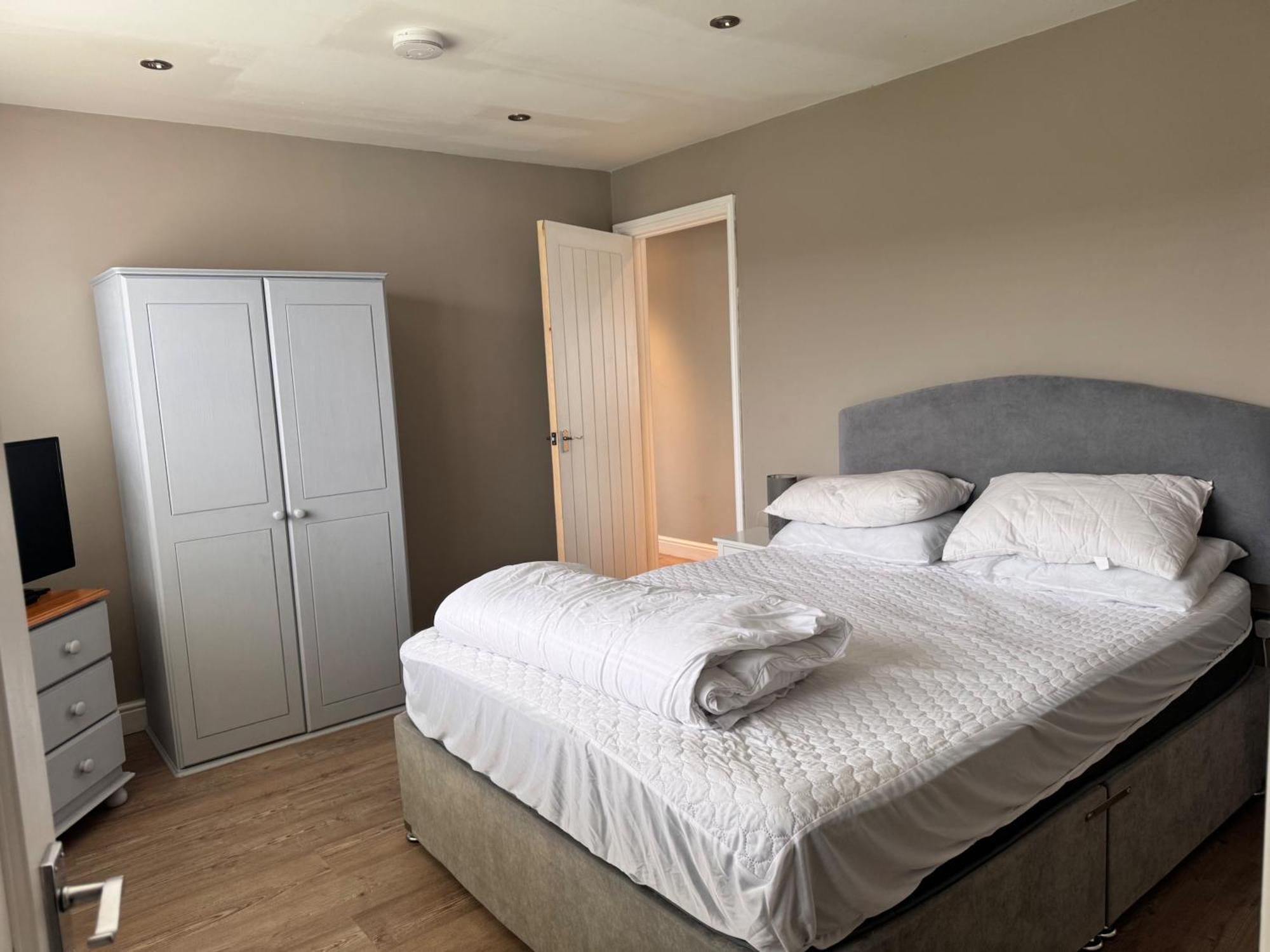 Beautiful Large In Pet Friendly Holiday home